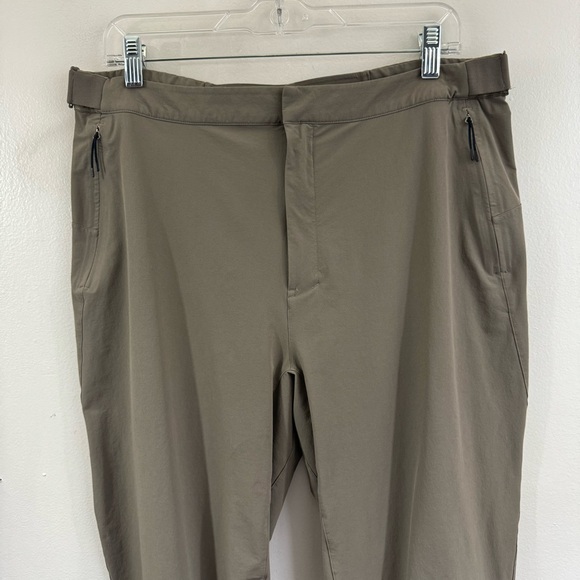 Lululemon Esker Slim Nylon Trouser Hiking *lululemon lab* Nomad Size 12 W5CE7S - Picture 3 of 14